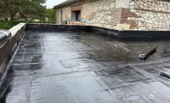 Rénovation de toit terrasse maison à Villeréal, Cannes, Rina étanchéité